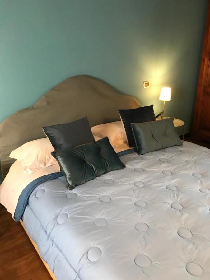 Suite Carol Verona Luaran gambar
